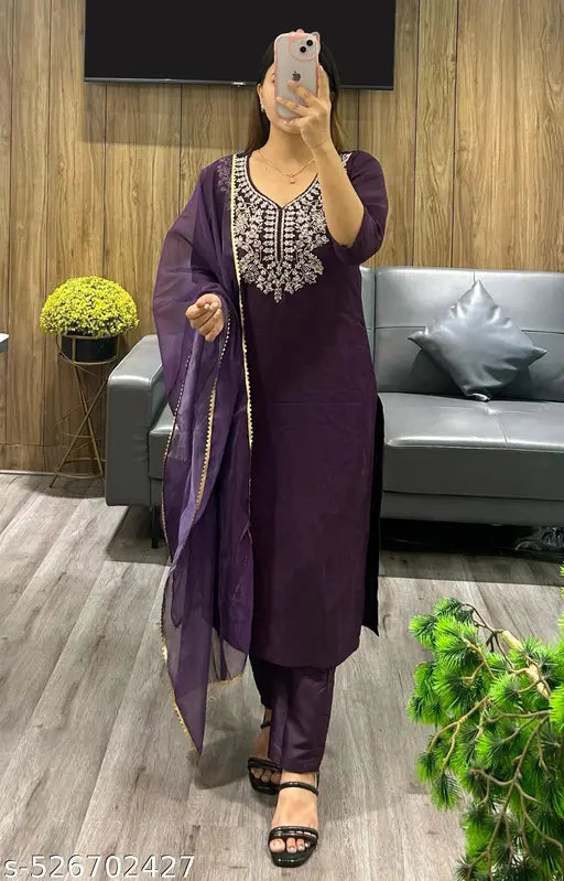 Women's Cotton Silk Beads Embroidered Ethnic Kurta Pant & Dupatta Set