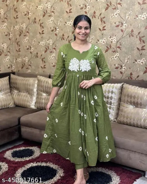 A traditional Kalidar style kurta with white threadwork hand embroidery.