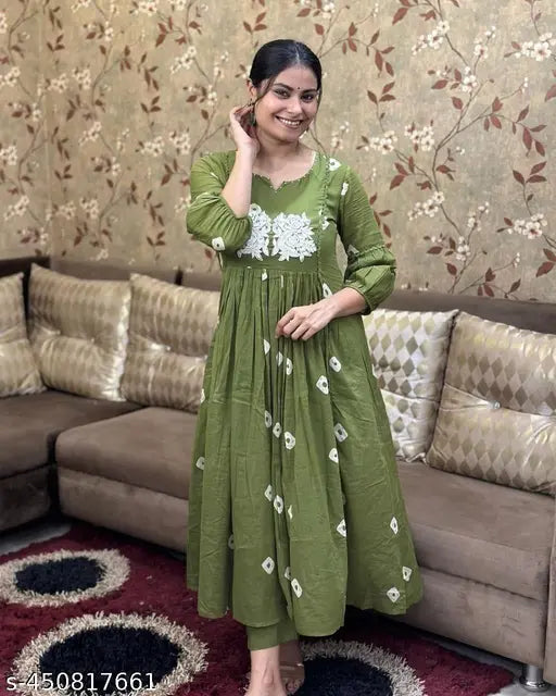 A traditional Kalidar style kurta with white threadwork hand embroidery.